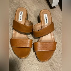 Steven Madden leather sandals